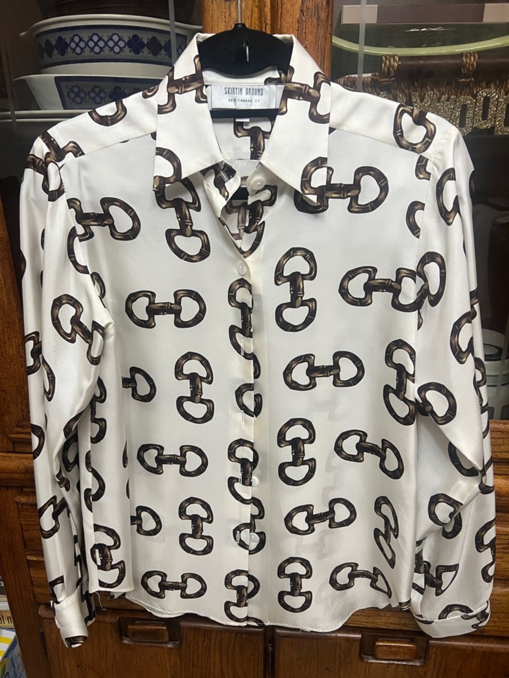 Women’s Silk-Blend White Chain Print Button-Up Shirt